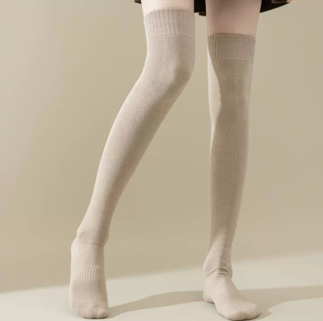Women's warm, thick, fleece-lined long socks for fall and winter (over-the-knee, non-slip, knee protection)